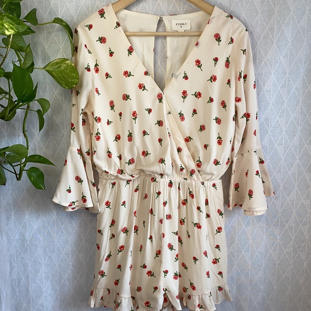 Romantic Surplus Floral Romper - Picture 2 of 8
